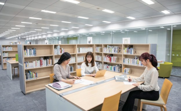 2号館図書館