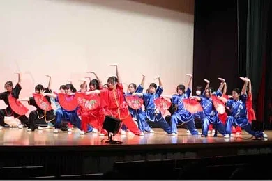 【高校🌸新入生歓迎会】
高校の新入生歓迎会が実施されました。部活動の発表はどれも練習の成果をよく発揮した完成度の高い作品ばかりでした。そして舞台に立つ友達や先輩後輩を応援する声や手拍子、歓声も本当に素晴らしく、全員で会を盛り上げている雰囲気に感動しました✨