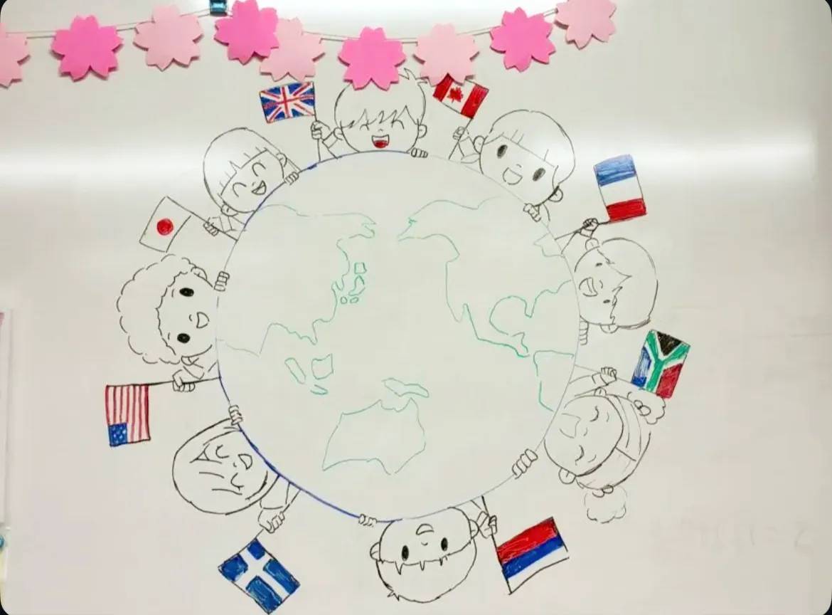Global Community Pallet