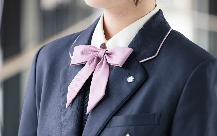 制服